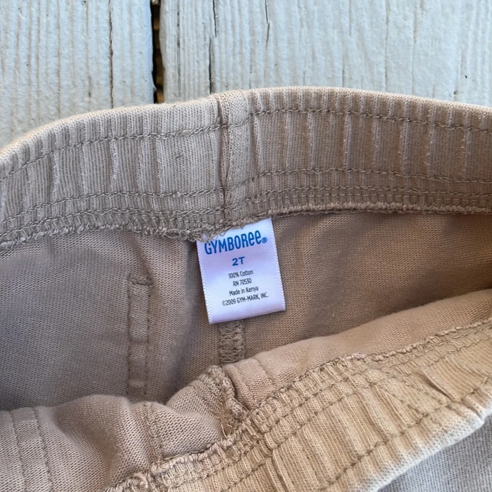 Gymboree 2T tan 100% cotton shorts - Pre-owned - Picture 4 of 4